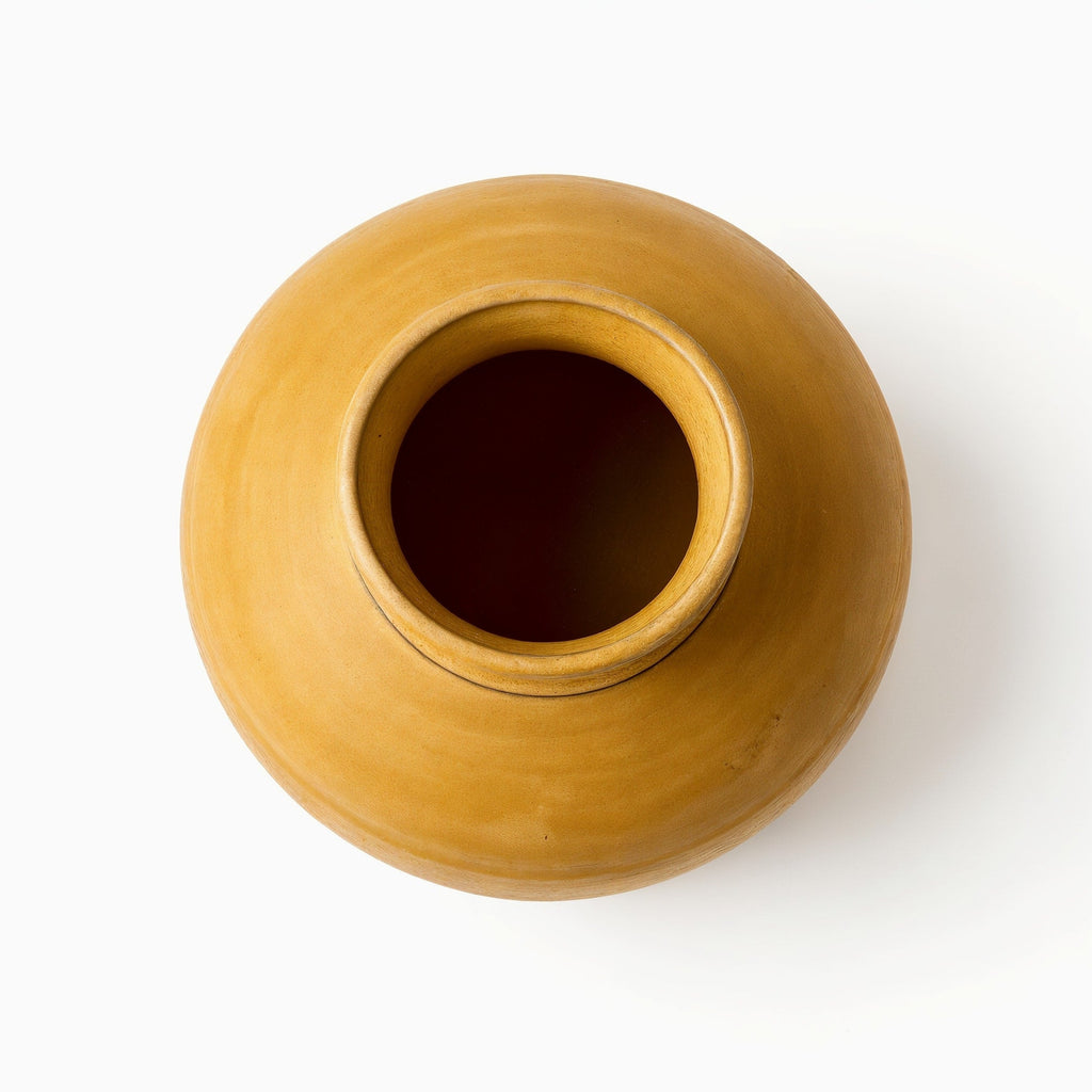 Tiendalodama Jarrón Cuello Ancho Ocre — vista superior estricta mostrando el interior