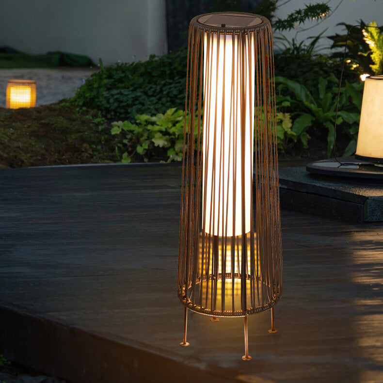 Lámpara de pie LED redonda vertical moderna minimalista, impermeable, de hierro y ratán para patio exterior