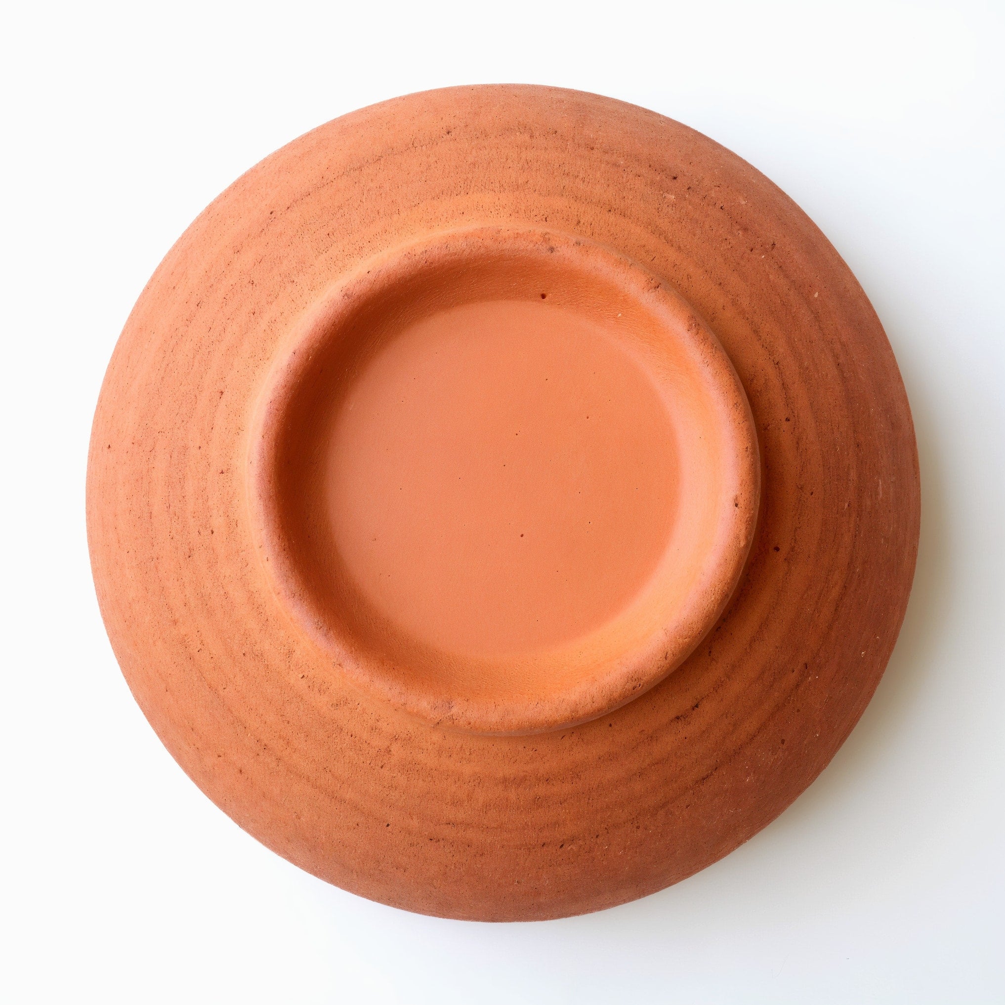 Jarrón Redondo Terracota — vista de la base del jarrón