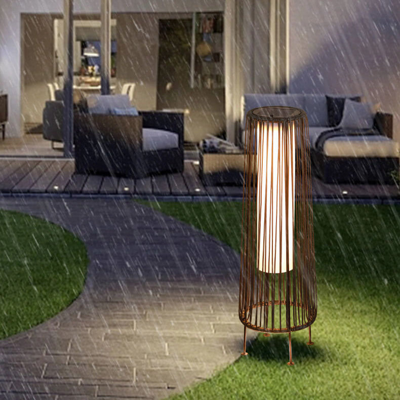 Lámpara de pie LED redonda vertical moderna minimalista, impermeable, de hierro y ratán para patio exterior