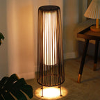 Lámpara de pie LED redonda vertical moderna minimalista, impermeable, de hierro y ratán para patio exterior