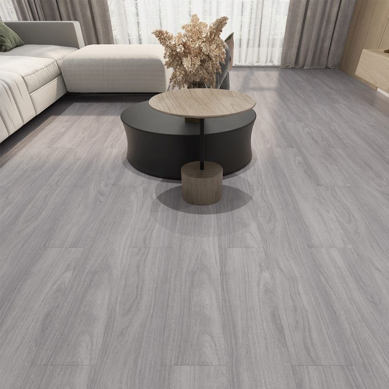 Suelo laminado de madera maciza natural E0 de 49" x 8" de ancho, con sistema de clic y resistente al agua.