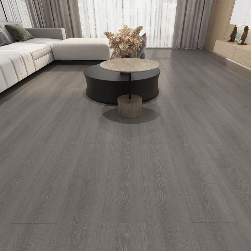 Suelo laminado de madera maciza natural E0 de 49" x 8" de ancho, con sistema de clic y resistente al agua.