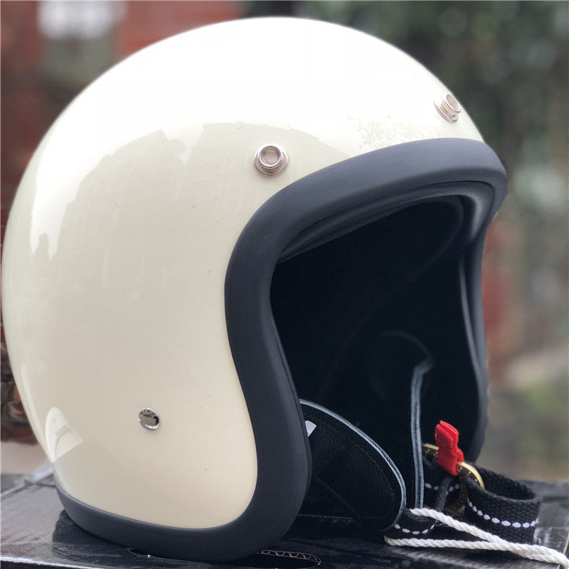 Casco de motocicleta clásico de media carcasa