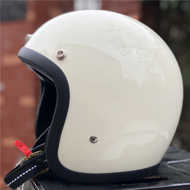 Casco de motocicleta clásico de media carcasa