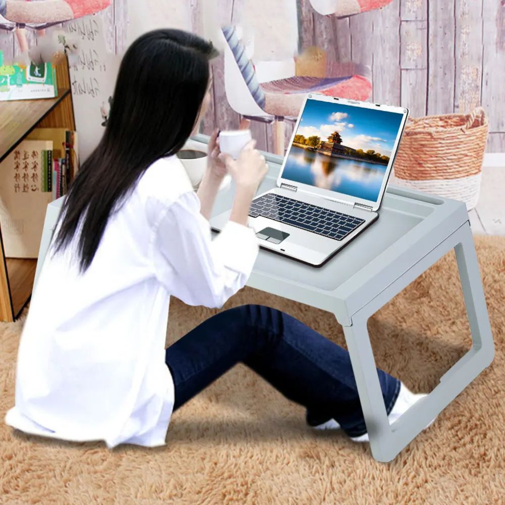Bandeja plegable para servir en la cama
