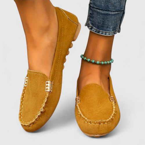 Mocasines de mujer con cierre sin cordones y barra metálica
