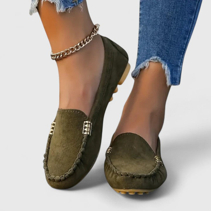Mocasines de mujer con cierre sin cordones y barra metálica