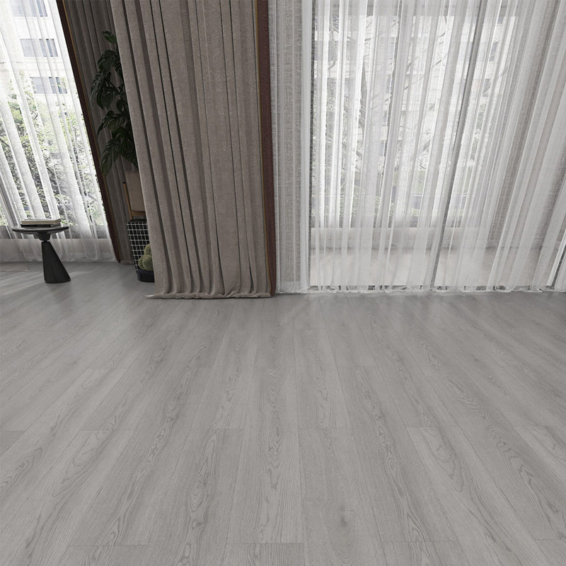 Suelo laminado de madera maciza natural E0 de 49" x 8" de ancho, con sistema de clic y resistente al agua.