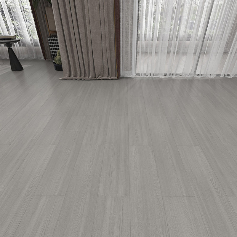 Suelo laminado de madera maciza natural E0 de 49" x 8" de ancho, con sistema de clic y resistente al agua.