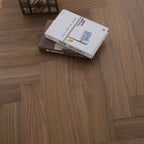Suelo laminado antideslizante con sistema de clic
