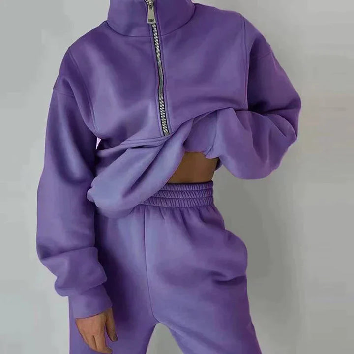 Chándal transpirable para mujer: diseño ajustado, tejido suave, para entrenamientos y ocio.