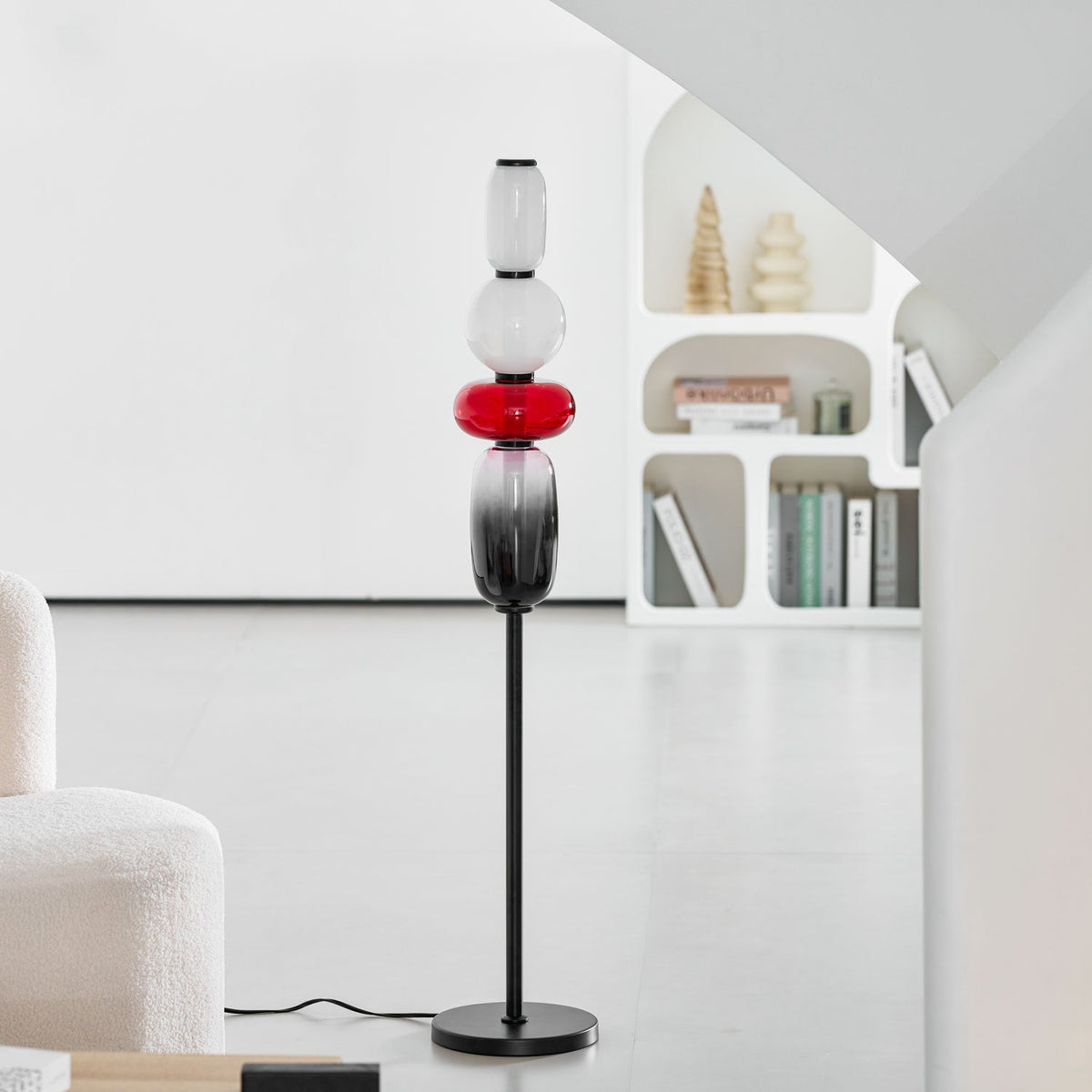 Lámpara de pie de vidrio soplado a mano con racimos de vidrio artísticos – Icono de estilo decorativo con LED integrado – Disponible en dos alturas