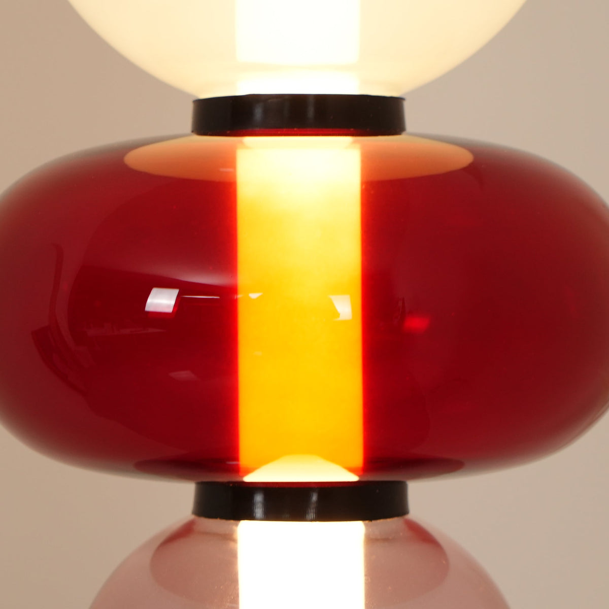 Lámpara de pie de vidrio soplado a mano con racimos de vidrio artísticos – Icono de estilo decorativo con LED integrado – Disponible en dos alturas