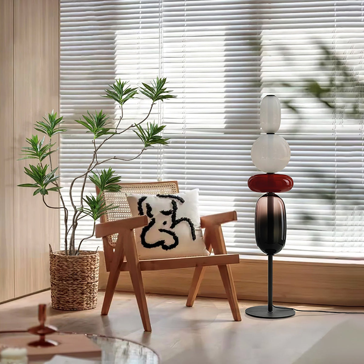 Lámpara de pie de vidrio soplado a mano con racimos de vidrio artísticos – Icono de estilo decorativo con LED integrado – Disponible en dos alturas