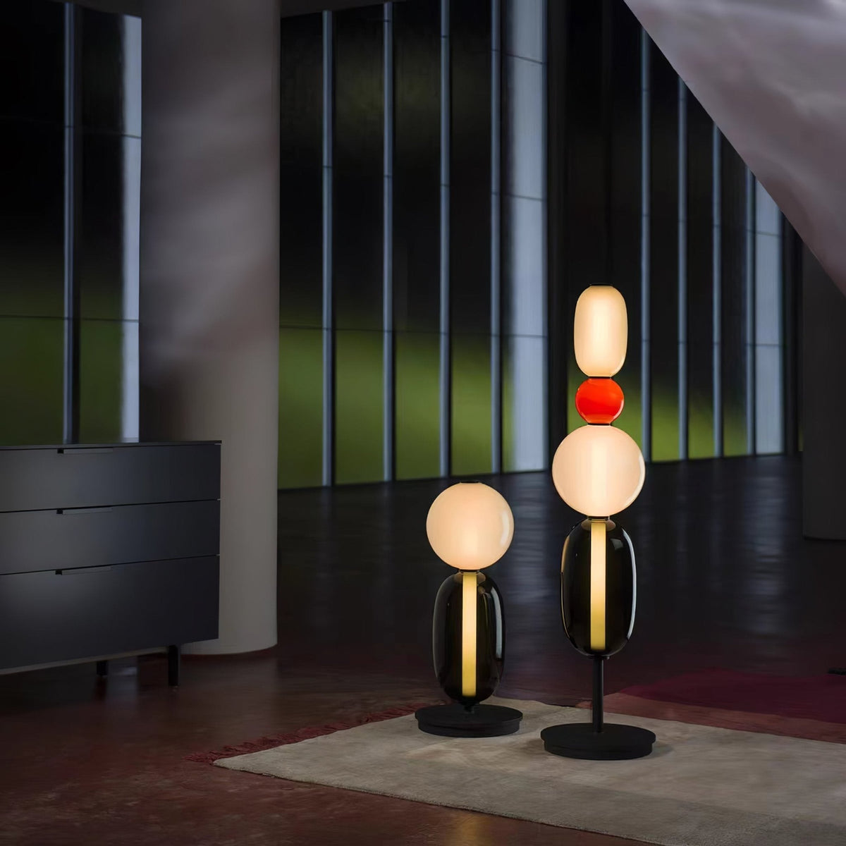 Lámpara de pie de vidrio soplado a mano con racimos de vidrio artísticos – Icono de estilo decorativo con LED integrado – Disponible en dos alturas