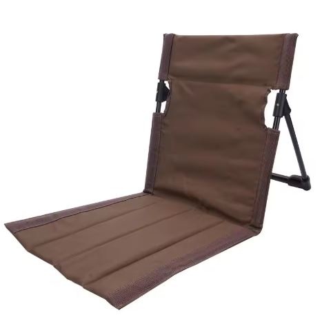 Silla plegable ultraligera para camping: asiento acolchado y comodidad portátil para exteriores.