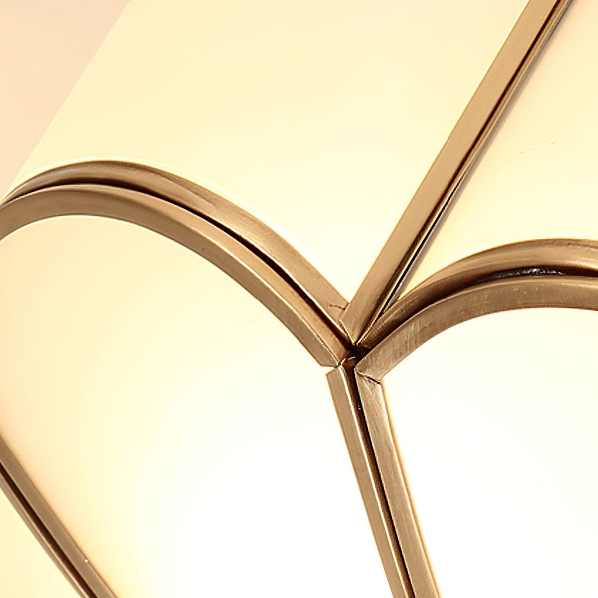 Lámpara de techo empotrada VKL-1005 — Embellecedor de vidrio en forma de flor
