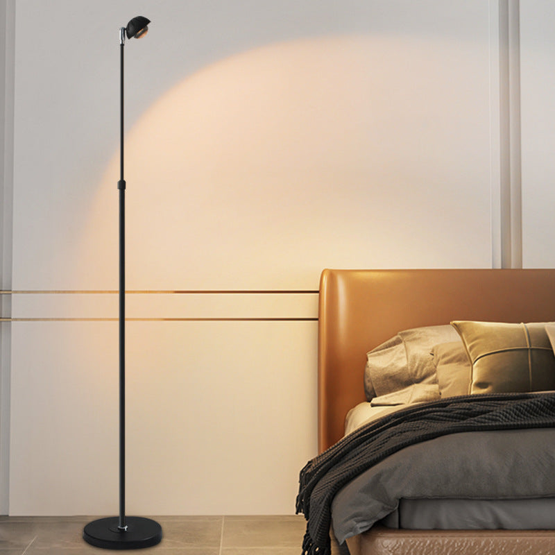 Lámpara de pie LED moderna | Diseño de metal negro con altura ajustable