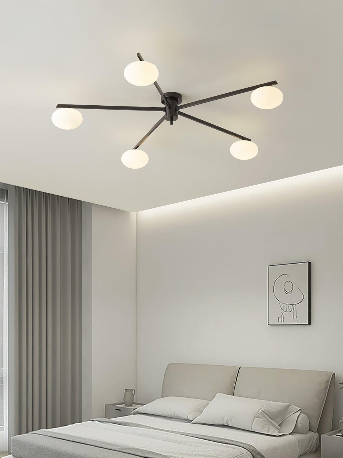 Lámpara de techo con globos de cristal ovalados y brazos delgados – Diseño moderno de perfil bajo para techos bajos en negro o latón – Casquillo G9 –