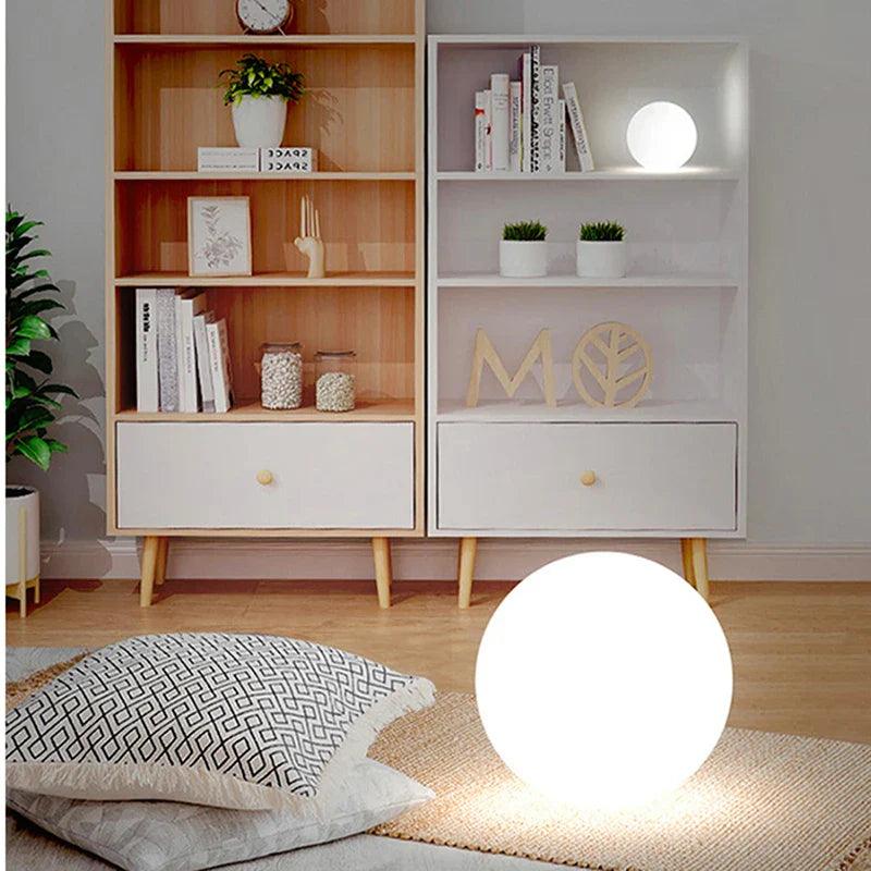 Lámpara de pie LED con forma de bola | Diseño impermeable que cambia de color