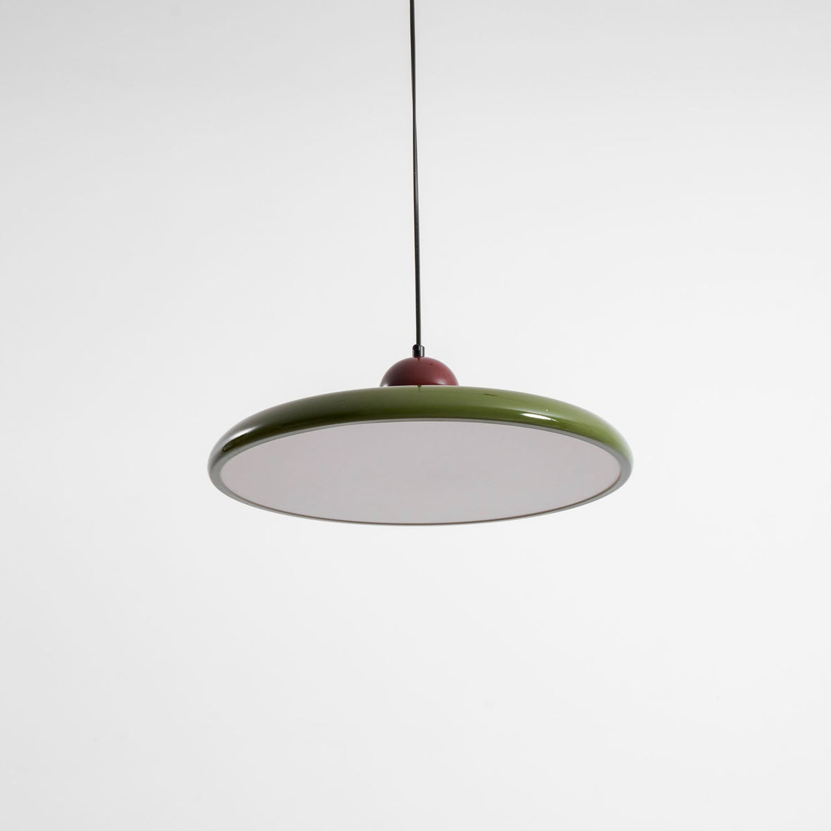 Lámpara de techo colgante redonda con diseño de disco radiante, regulable, 3 colores, cable de 450 cm, estilo escandinavo para interiores, rojo,