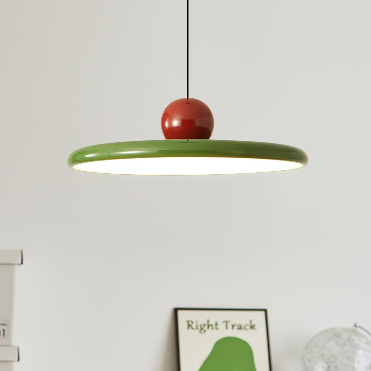 Lámpara de techo colgante redonda con diseño de disco radiante, regulable, 3 colores, cable de 450 cm, estilo escandinavo para interiores, rojo,