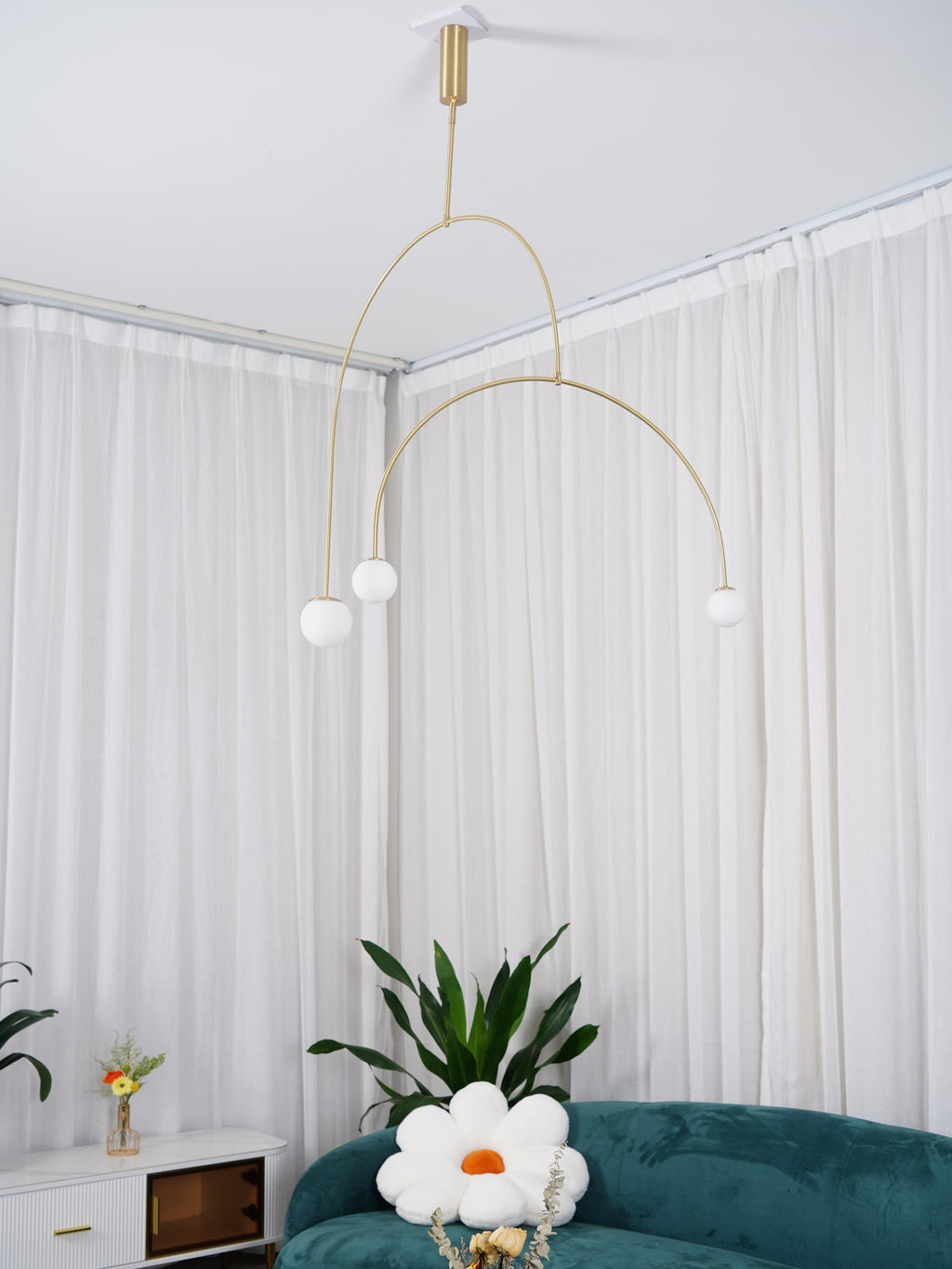 Lámpara de techo móvil con globos de cristal – Diseño moderno en latón o negro – 9 configuraciones – Casquillo G9 y G4
