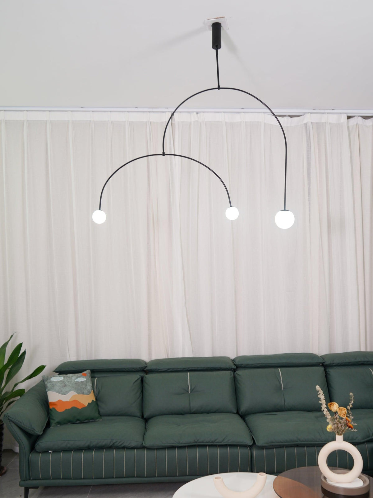 Lámpara de techo móvil con globos de cristal – Diseño moderno en latón o negro – 9 configuraciones – Casquillo G9 y G4