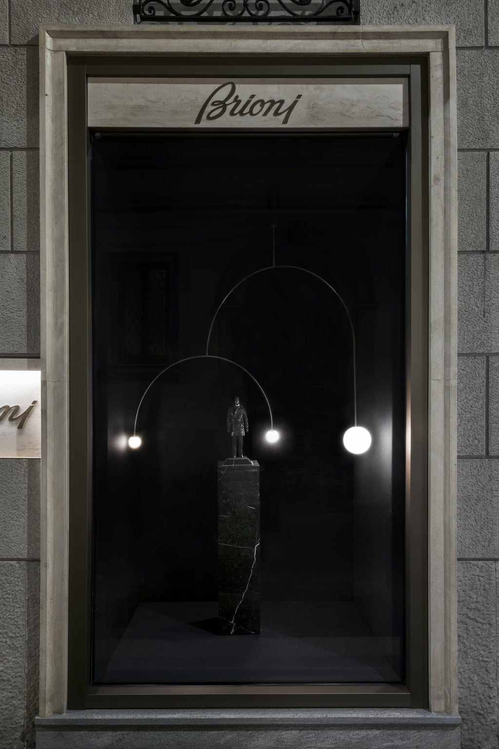 Lámpara de techo móvil con globos de cristal – Diseño moderno en latón o negro – 9 configuraciones – Casquillo G9 y G4