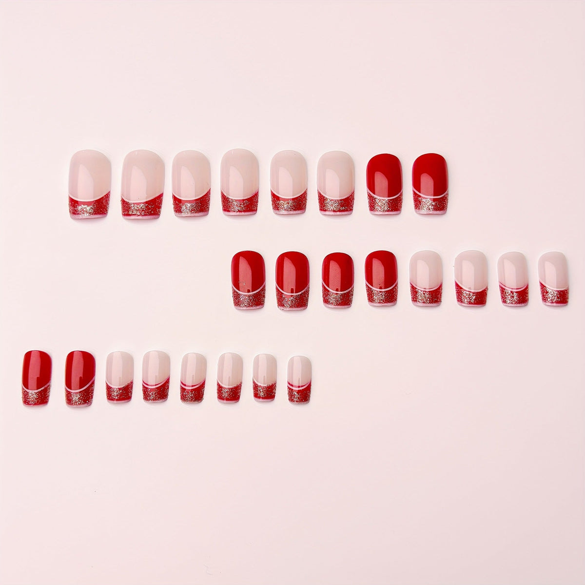 Elegante diseño de uñas con punta francesa