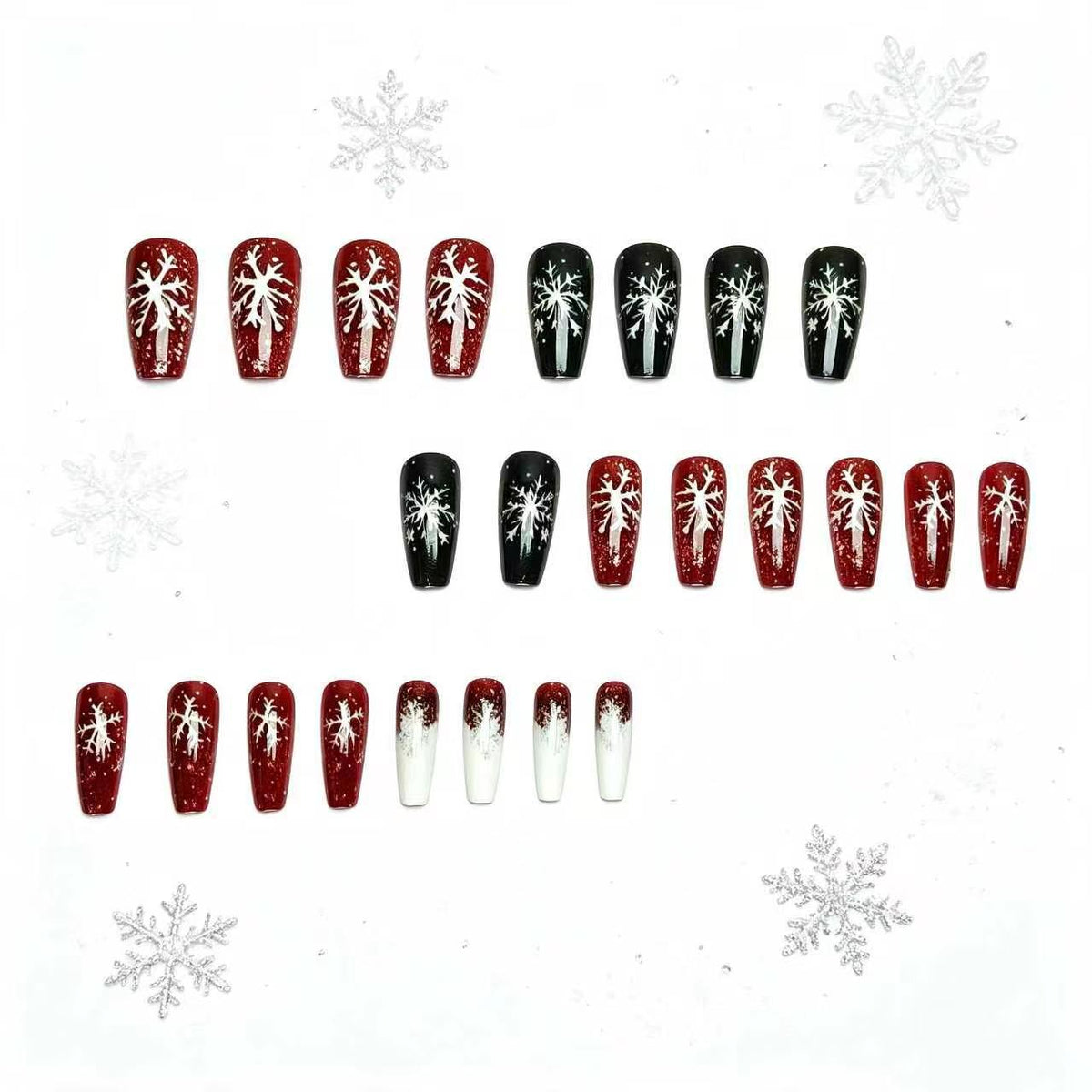 Diseño festivo de uñas para las fiestas 1788155575