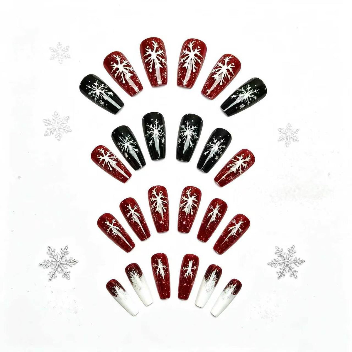 Diseño festivo de uñas para las fiestas 1788155575