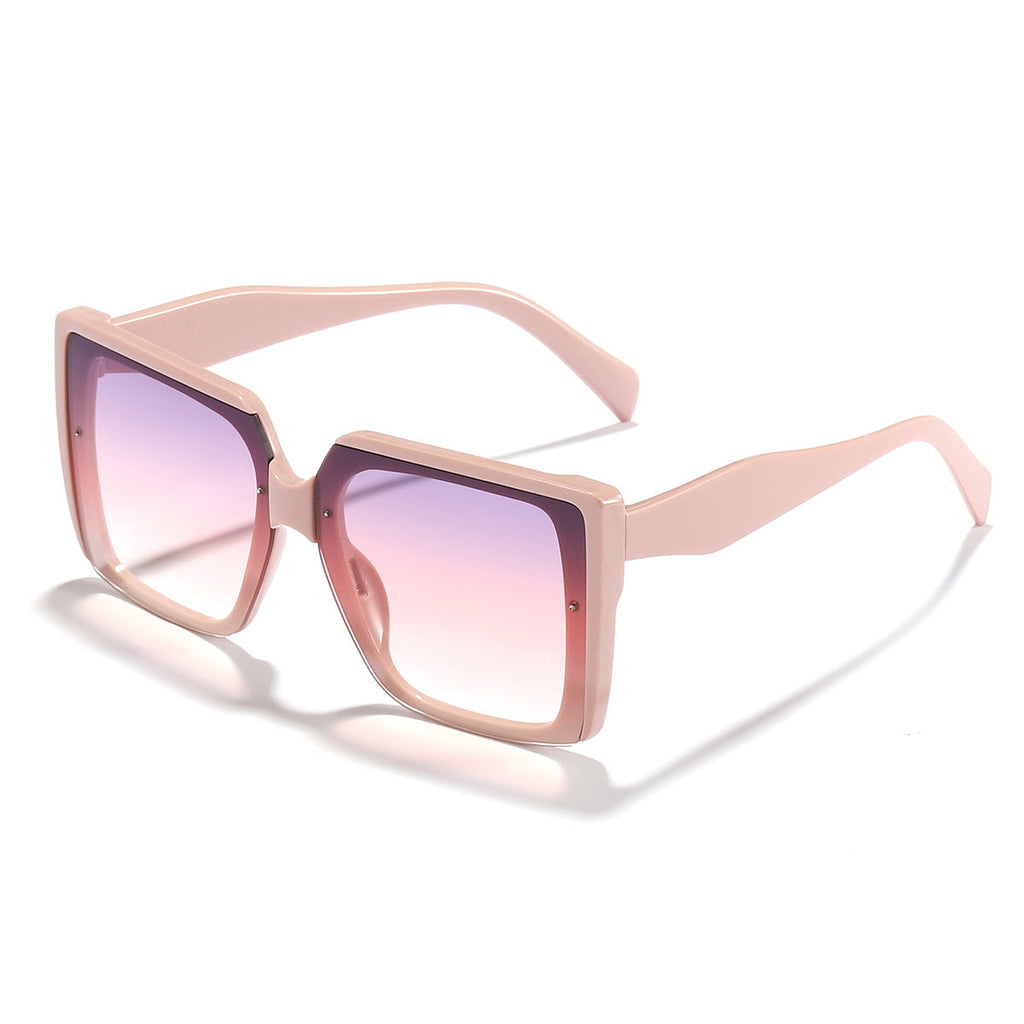 Sonnenbrille extragrande para mujeres con un moderno diseño cuadrado