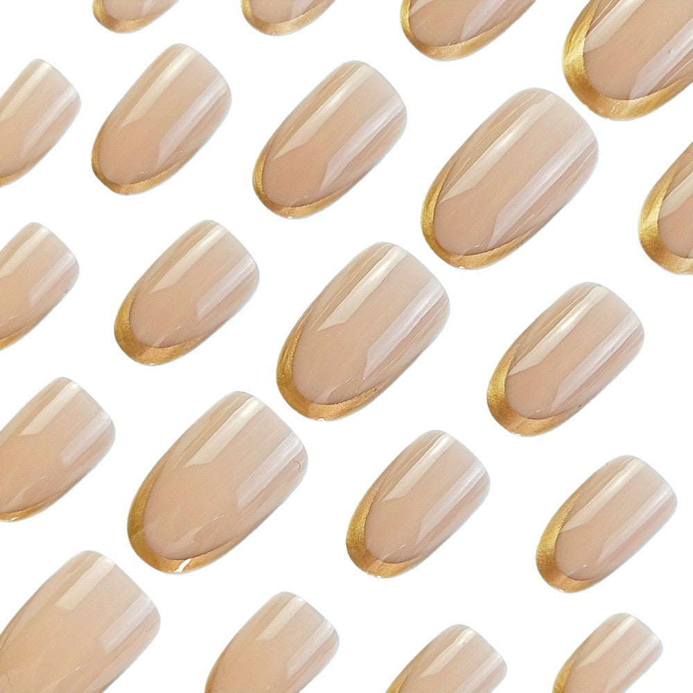 Elegante set de uñas con punta francesa brillante