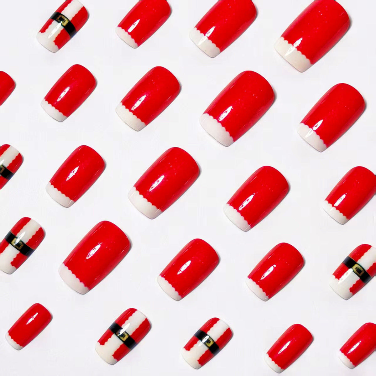 Diseño de uñas festivo con temática de Papá Noel
