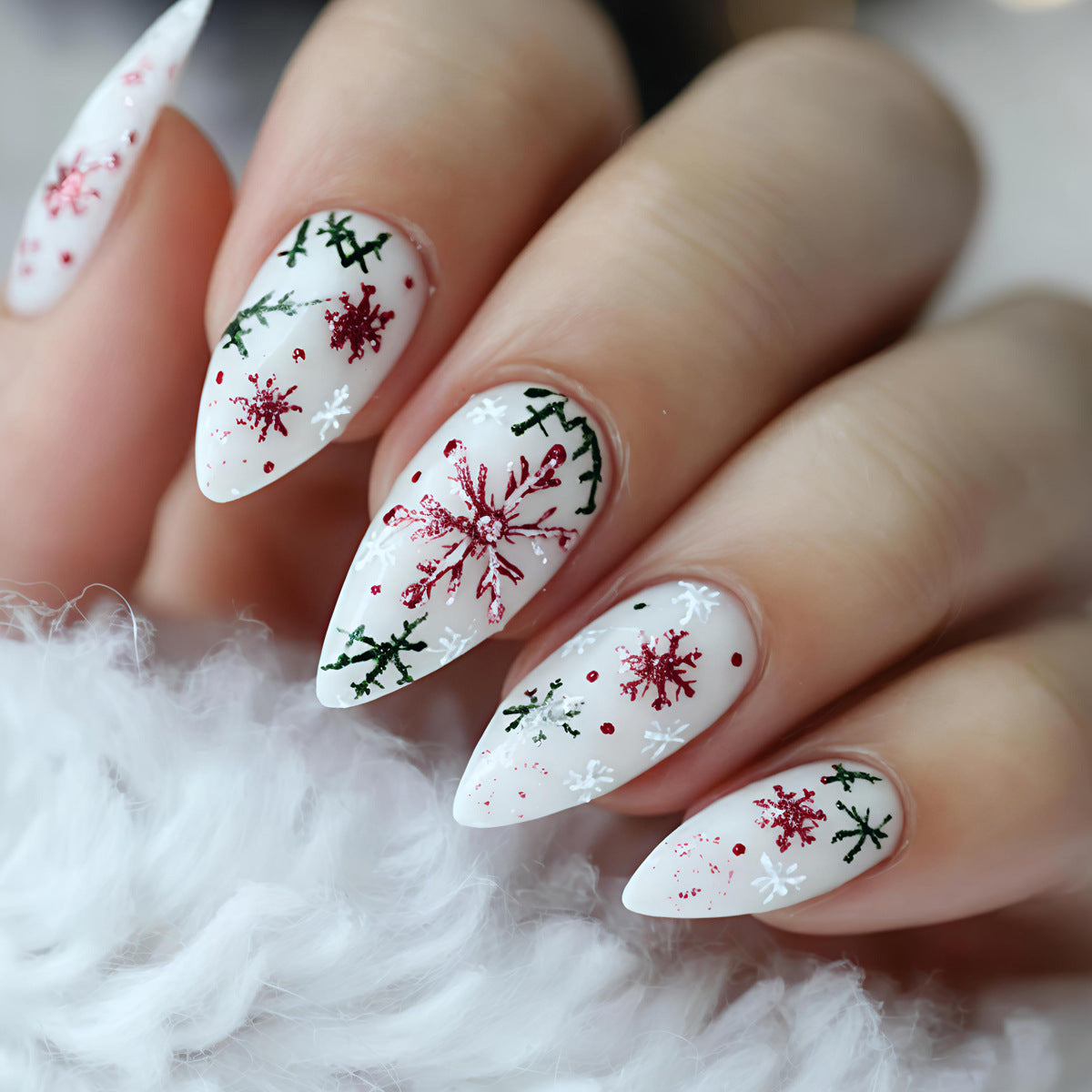 Diseño artístico de copo de nieve para uñas
