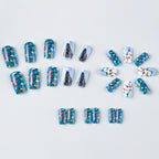 Diseño de uñas festivo para las fiestas 1787542745