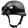 Casco de motocicleta retro de media caña con gafas protectoras