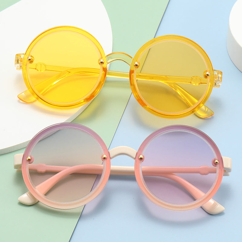 Sonnenbrille Runde Damen con transparente Rahmen