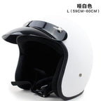 Casco de motocicleta clásico abierto