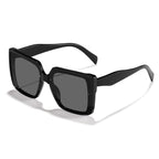 Sonnenbrille extragrande para mujeres con un moderno diseño cuadrado
