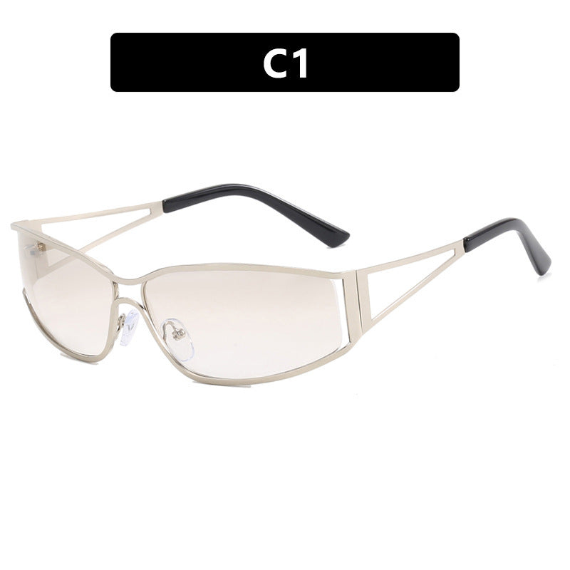 Sonnenbrille deportivo para mujer en estilo futurista