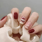 Diseño de uñas festivo para las fiestas