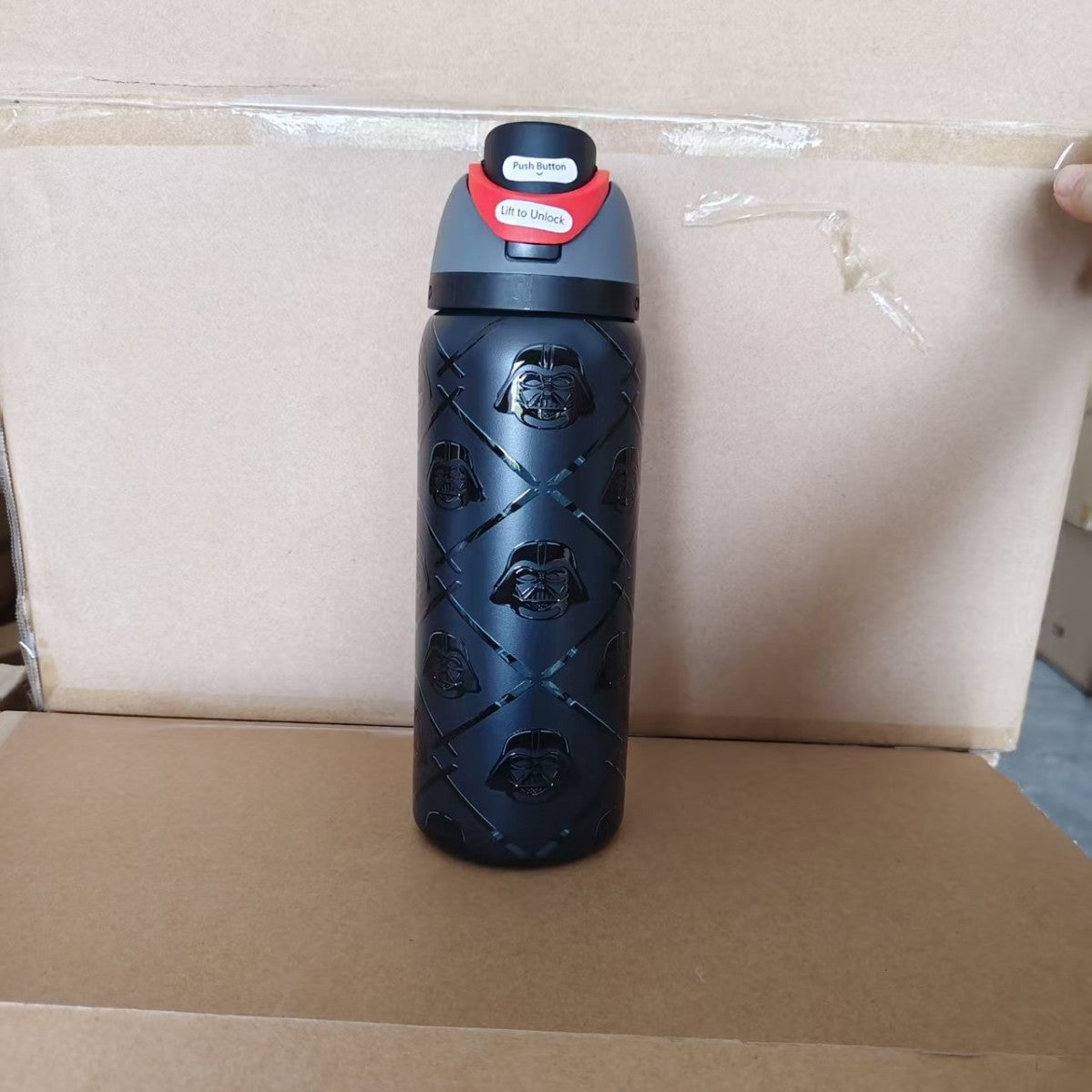 Botella de agua aislada al vacío de acero inoxidable con tapa abatible de un solo toque y cierre de seguridad a prueba de fugas.
