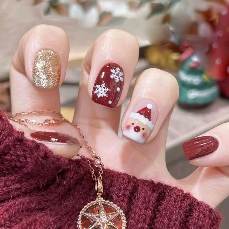 Diseño de uñas festivo para las fiestas