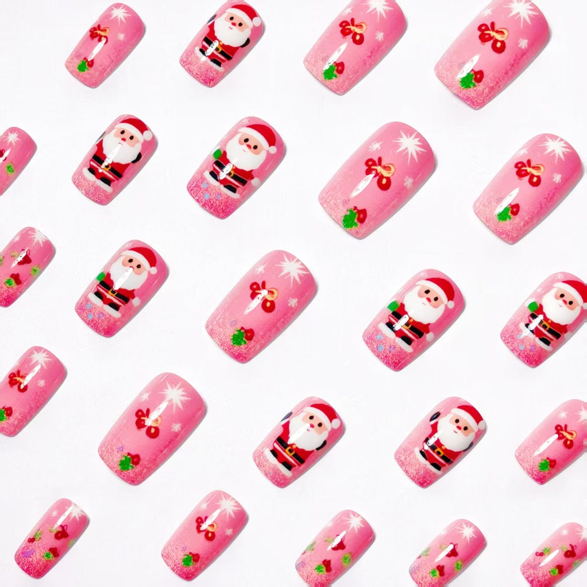 Diseño festivo de uñas de Papá Noel en 3D