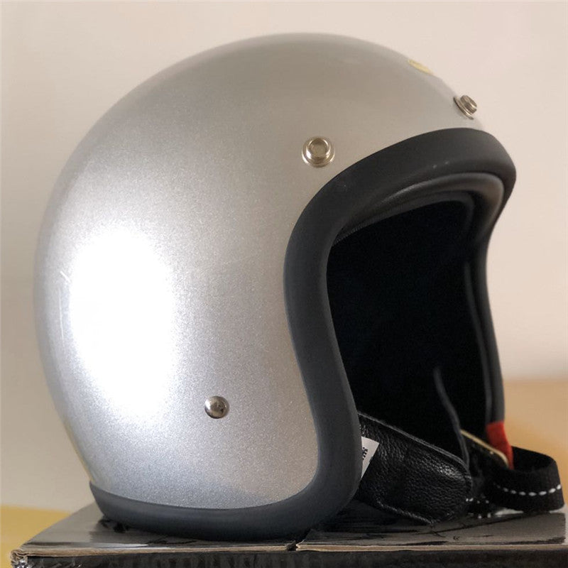 Casco de motocicleta clásico de media carcasa