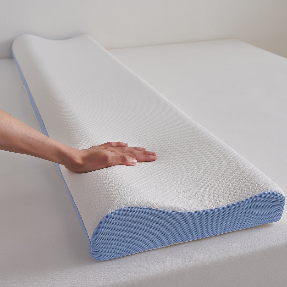 Almohada ergonómica de masaje para el cuello con espuma viscoelástica