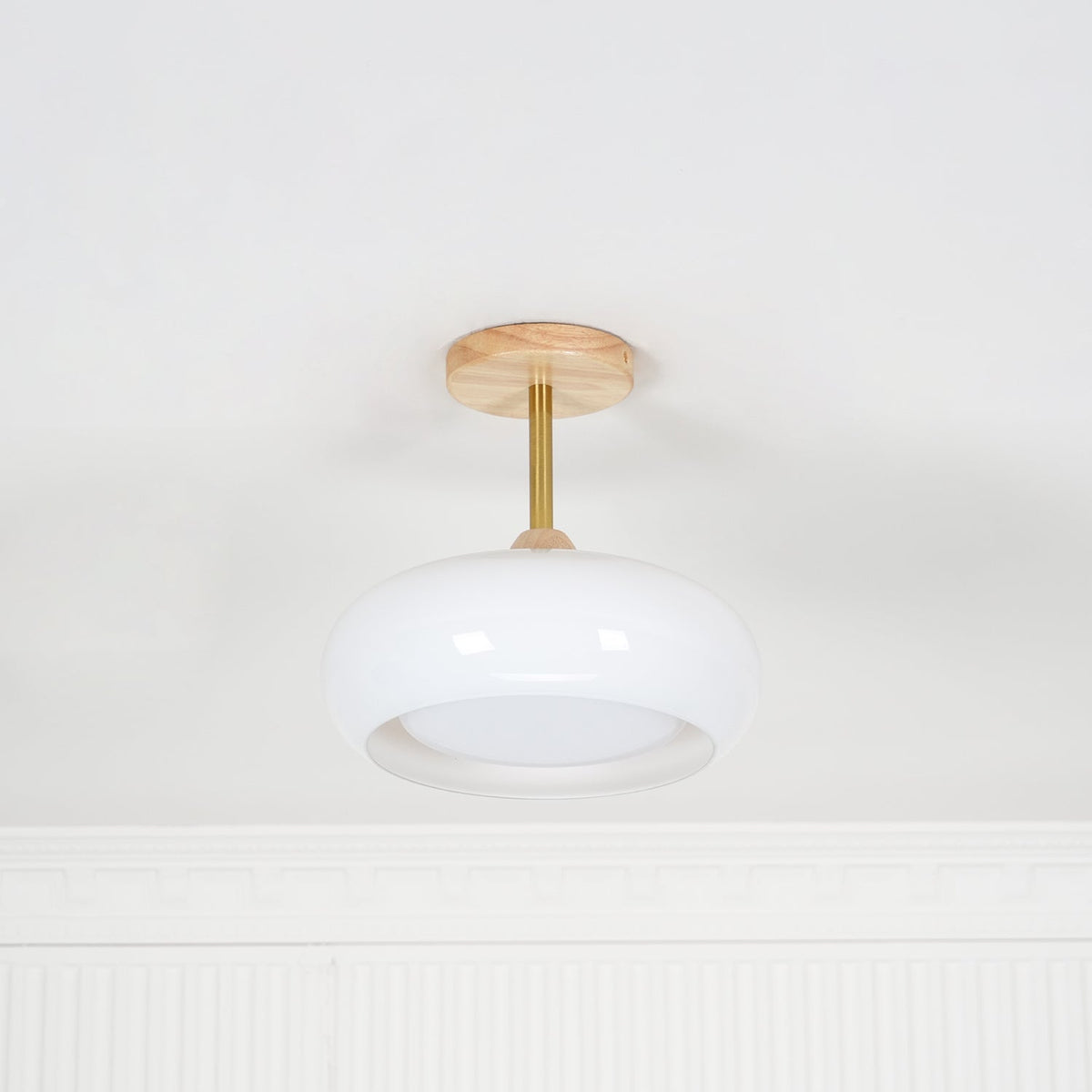 Lámpara de techo de cristal y madera, blanca y naranja, Ø28cm, para dormitorio o comedor, estilo Bauhaus, vintage, iluminación ambiental retro de